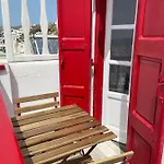 Elenitas Town House With Balcony And Sea View Apartament