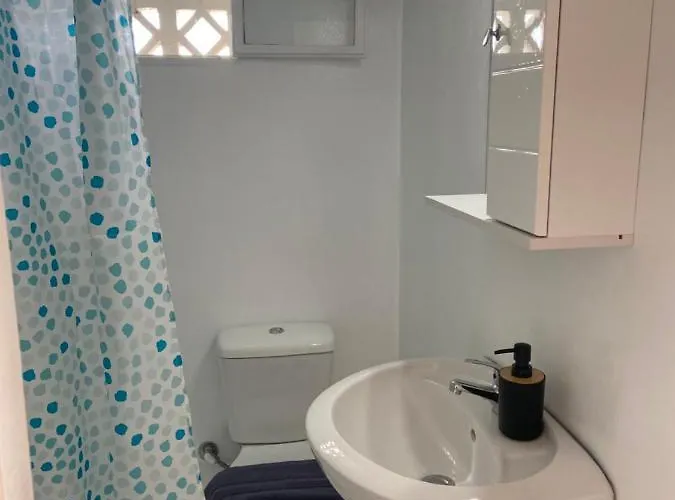 Elenitas Town House With Balcony And Sea View Appartamento *