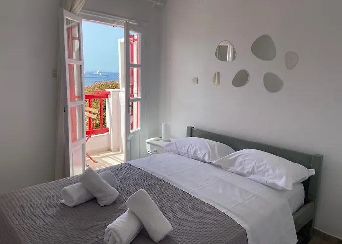 Elenitas Town House With Balcony And Sea View Appartamento *