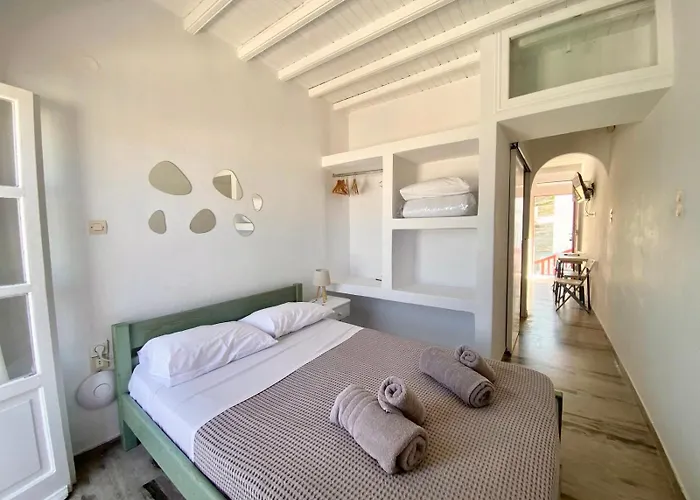 Elenitas Town House With Balcony And Sea View Appartamento *