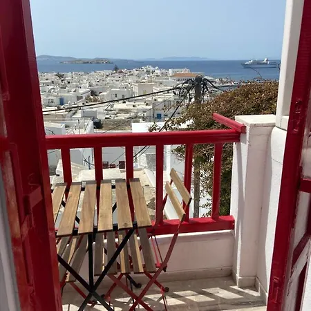 Elenitas Town House With Balcony And Sea View 公寓